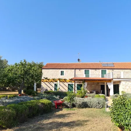 Stone House וילה