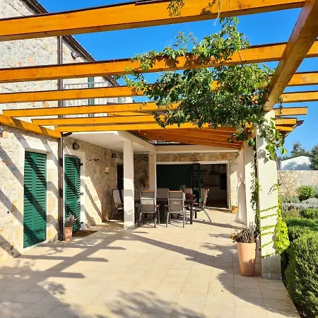 Stone House * Ugljan