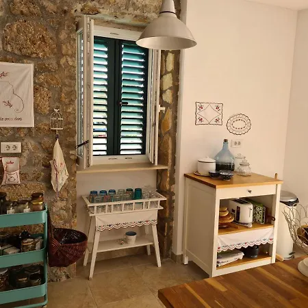 Stone House * Ugljan